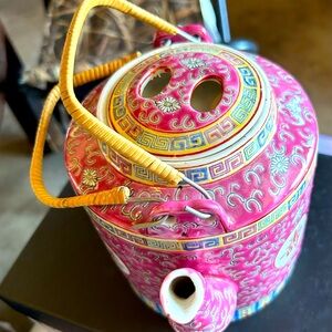 Zhongguo Jingdozhen Teapot